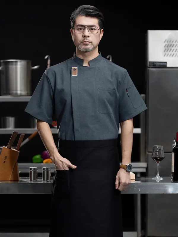 Red DiYi Chef Uniform with Breathable Mesh - Image 5