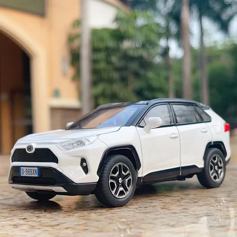 1:24 RAV4 SUV Alloy Diecast Car Model 2 1:24 RAV4 SUV Alloy Diecast Car Model - Image 2