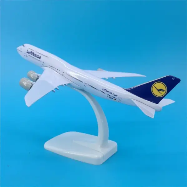 Lufthansa B747 Diecast Metal Airplane Model - Image 5