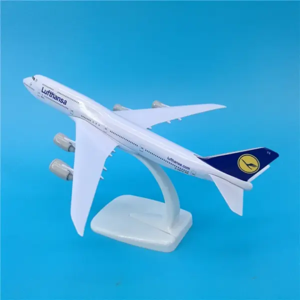 Lufthansa B747 Diecast Metal Airplane Model - Image 6