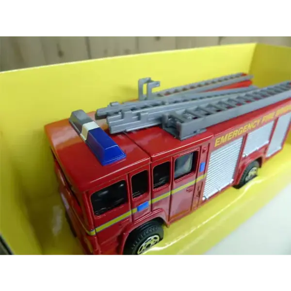 Corgi 1:36 Scale Diecast Fire Engine Model - Image 3