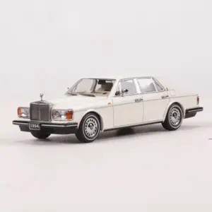 GFCC 1:64 1994 Rolls Royce Silver Spur III Model 14 S622218fca3e74951bc03e6423788605eb