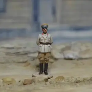 EM001 1/72 German Commanders Set of 3 Alloy Figurines 11 S653721d0f53a4e579f3018fd79b31e9f3