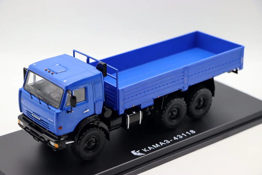 1/43 KAMAZ-43118 Flatbed Truck Diecast Model 6 1/43 KAMAZ-43118 Flatbed Truck Diecast Model - Image 6