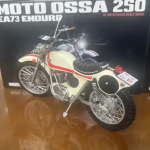 1:12 Scale Moto OSSA 250 A73 Motorcycle Model 35 S6719e48e0b8a4aab889c068500935678o