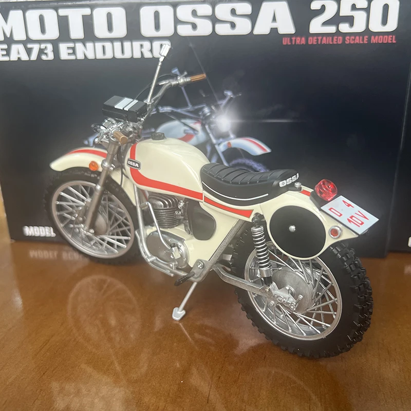 1:12 Scale Moto OSSA 250 A73 Motorcycle Model 17 1:12 Scale Moto OSSA 250 A73 Motorcycle Model - Image 17