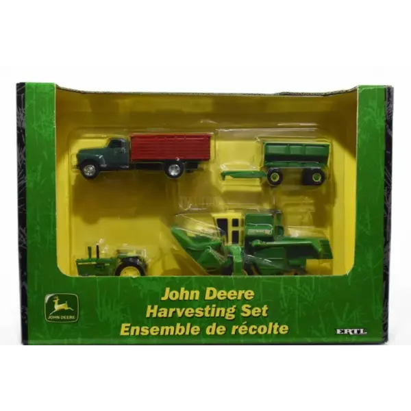 John Deere 1:64 Scale Harvesting Set Model - Image 5