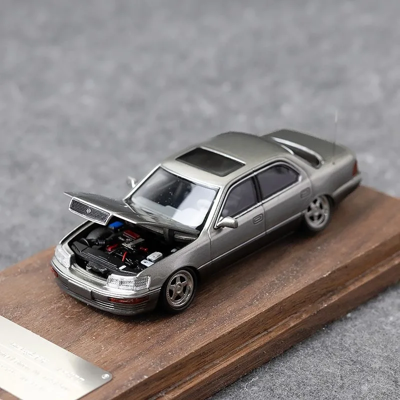 Lexus LS400 XF10 1:64 Alloy Diecast Model 7 Lexus LS400 XF10 1:64 Alloy Diecast Model - Image 7