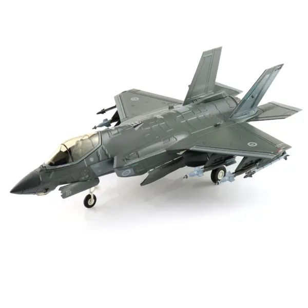 1/72 F-35A Lightning II Fighter Model RAAF Tindal - Image 3
