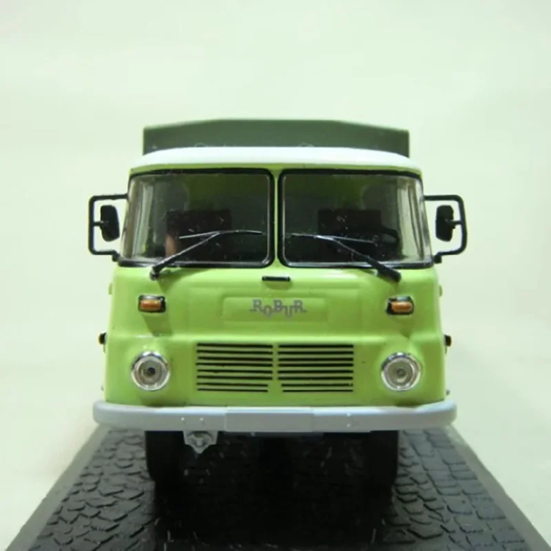 ROBUR LD 3001 1:43 Scale Alloy Truck Model 5 ROBUR LD 3001 1:43 Scale Alloy Truck Model - Image 5