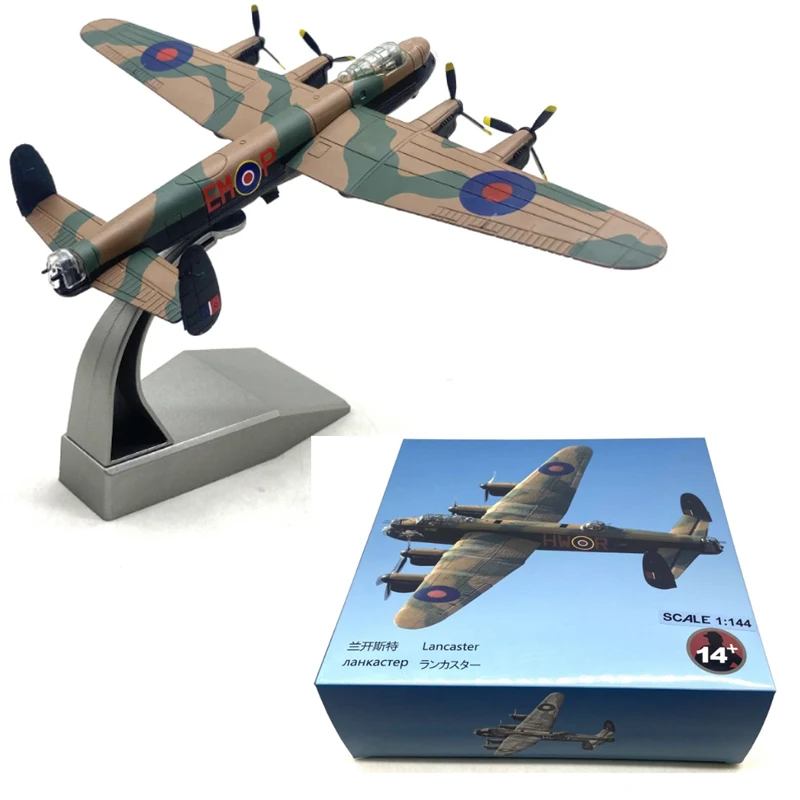 1/144 Scale AVRO Lancaster BMKI Diecast Model Aircraft 7 1/144 Scale AVRO Lancaster BMKI Diecast Model Aircraft - Image 7