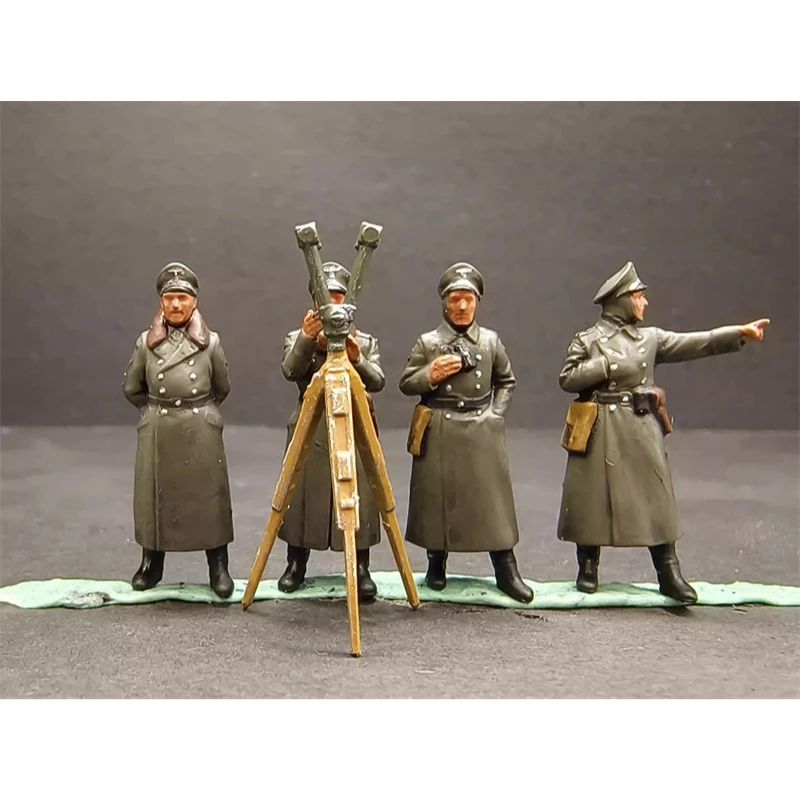 1/72 Resin German Command Soldiers Kit 3 1/72 Resin German Command Soldiers Kit - Image 3
