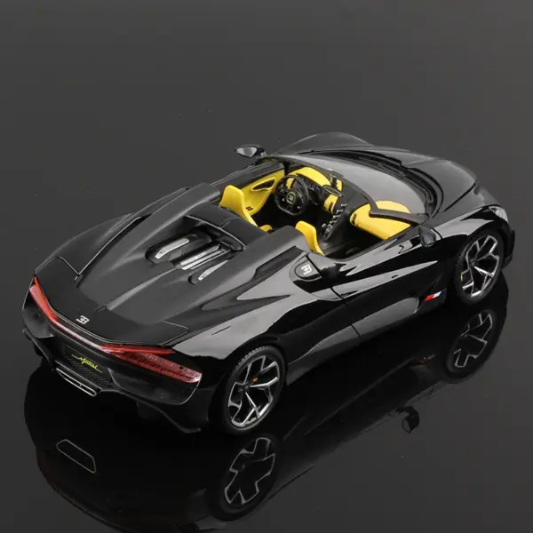 Bburago 1/18 Scale Bugatti Mistral Model - Image 5