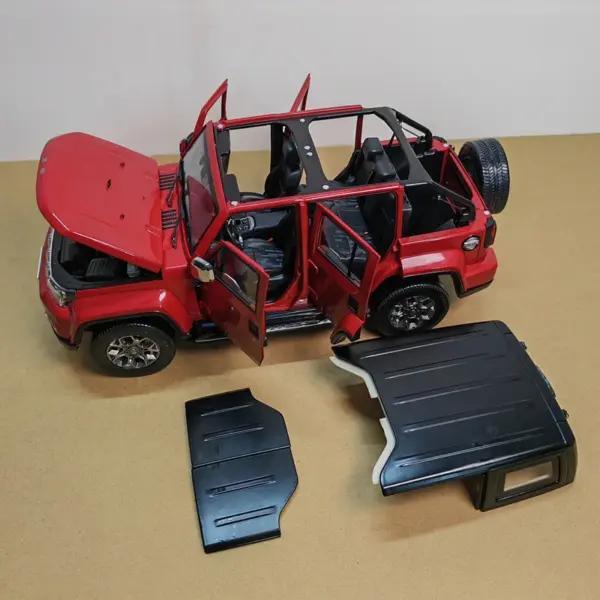Diecast 1:18 BAIC BJ40L PLUS Alloy Model - Image 4