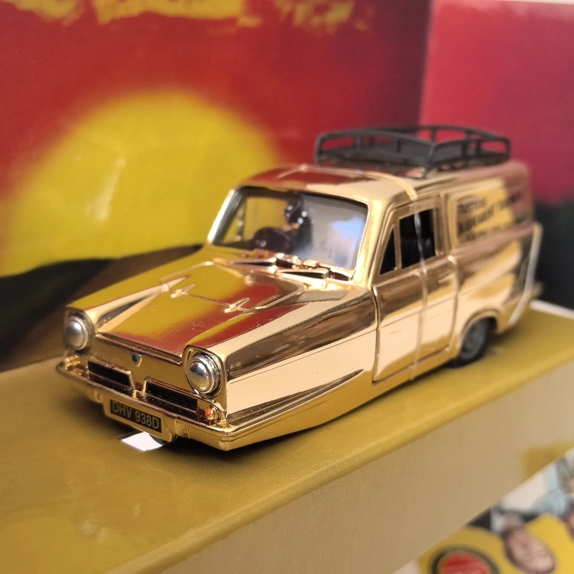 Collectible Gold Van Model Trotters Edition 4 Collectible Gold Van Model Trotters Edition - Image 4