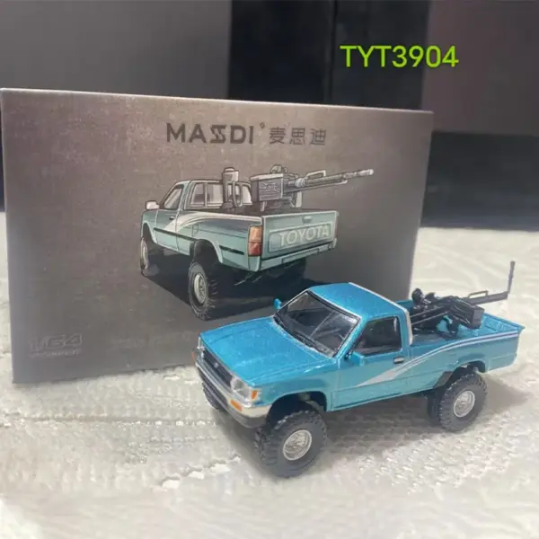 1/64 Scale 1995 Toyota Hilux RN80 Model Car - Image 5