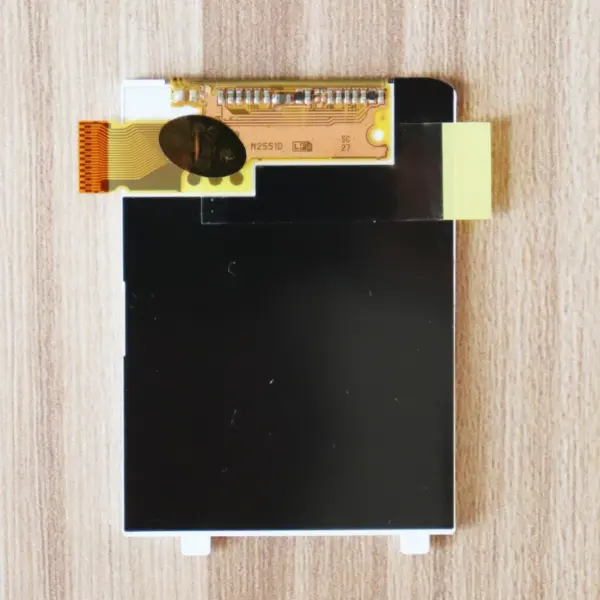 iPod Nano 3rd LCD Display Screen Replacement - Image 2