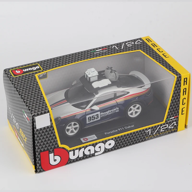 Bburago 1:24 Porsche 911 RSR Diecast Model 10 Bburago 1:24 Porsche 911 RSR Diecast Model - Image 10