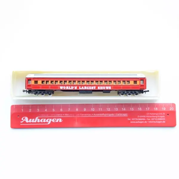 Red Six-Axle N Scale Bus Model for Collection - Image 2