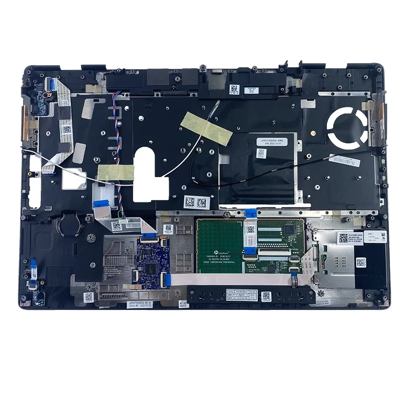 Dell Precision 7560 Laptop Top Case Replacement 7 Dell Precision 7560 Laptop Top Case Replacement - Image 7