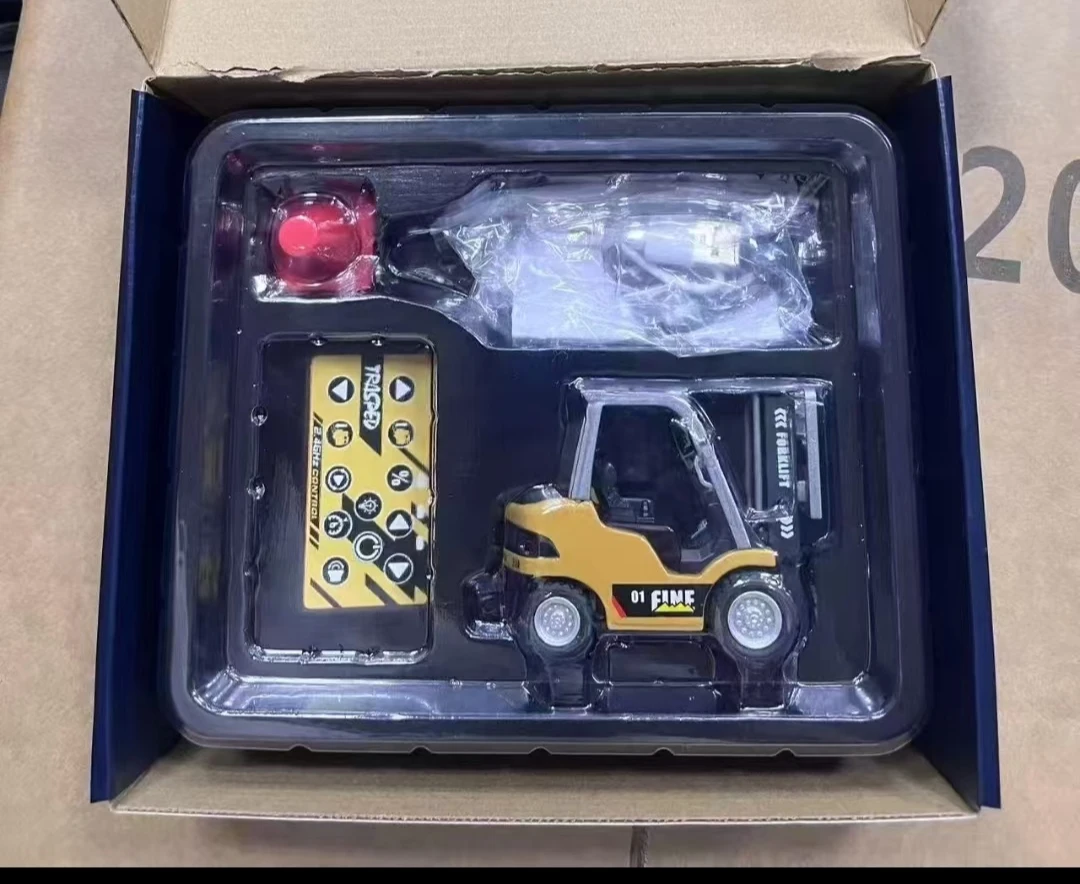 1:64 Alloy Remote Control Sports Car Model 6 1:64 Alloy Remote Control Sports Car Model - Image 6