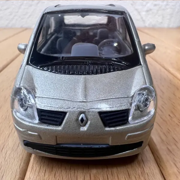 2012 MODUS 1:43 Scale Alloy Model Car - Image 5