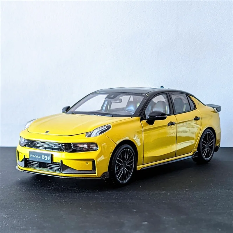 Bburago 1:18 Lynk & Co 03 Alloy Model Car 2 Bburago 1:18 Lynk & Co 03 Alloy Model Car - Image 2