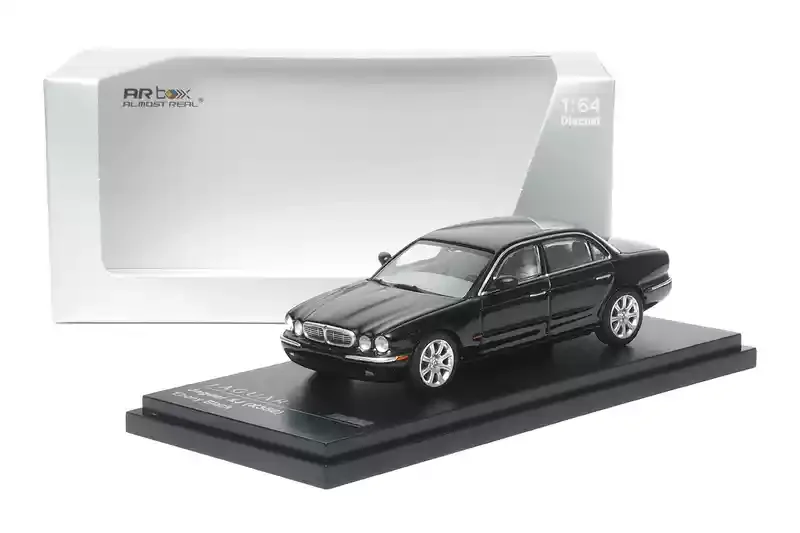 Limited Edition 1:64 Jaguar XJ350 Diecast Model 8 Limited Edition 1:64 Jaguar XJ350 Diecast Model - Image 8