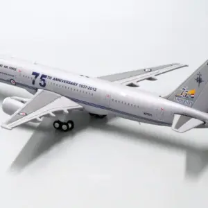 1/400 NZ Royal Air Force B757-200 Model Aircraft 9 S7653f3d6c57f4d6581497f94f795df4cz