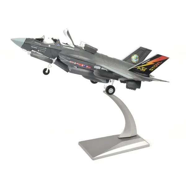 1:72 Scale F-35 Lightning II Diecast Fighter Plane Model - Image 4