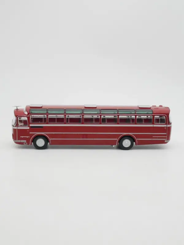 Diecast Ixo 1:43 Scale Van Hool Bus Model - Image 2