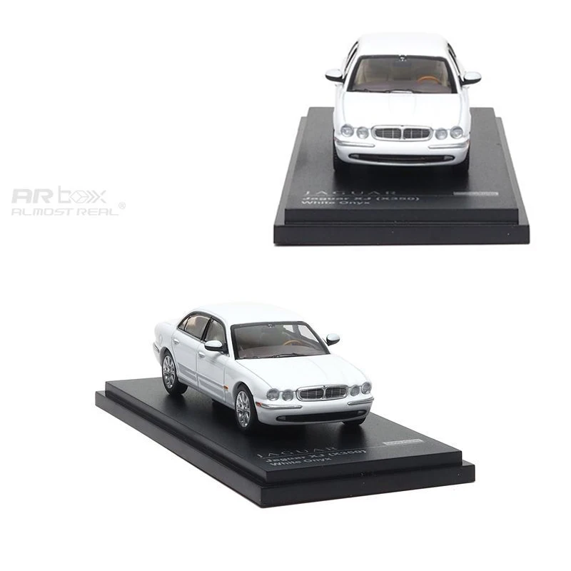 Limited Edition 1:64 Jaguar XJ350 Diecast Model 2 Limited Edition 1:64 Jaguar XJ350 Diecast Model - Image 2