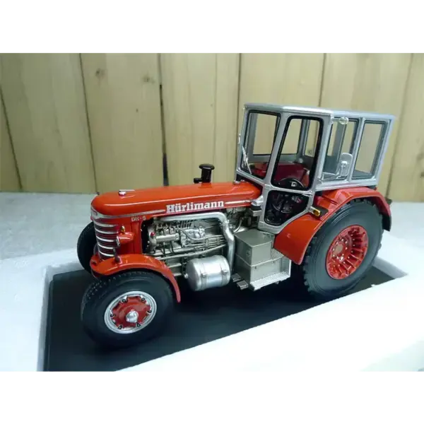 Kleinmann DH-6 1:32 Scale Tractor Model - Image 2
