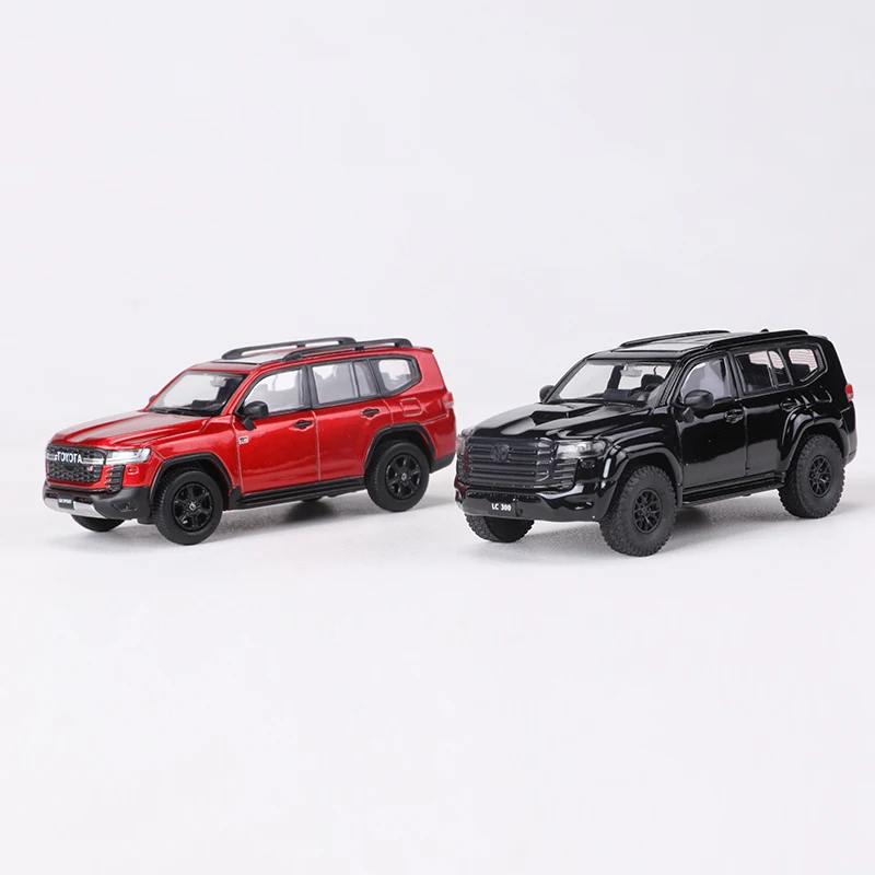 MASDI 1:64 Land Cruiser LC300 Diecast Car 2 MASDI 1:64 Land Cruiser LC300 Diecast Car - Image 2