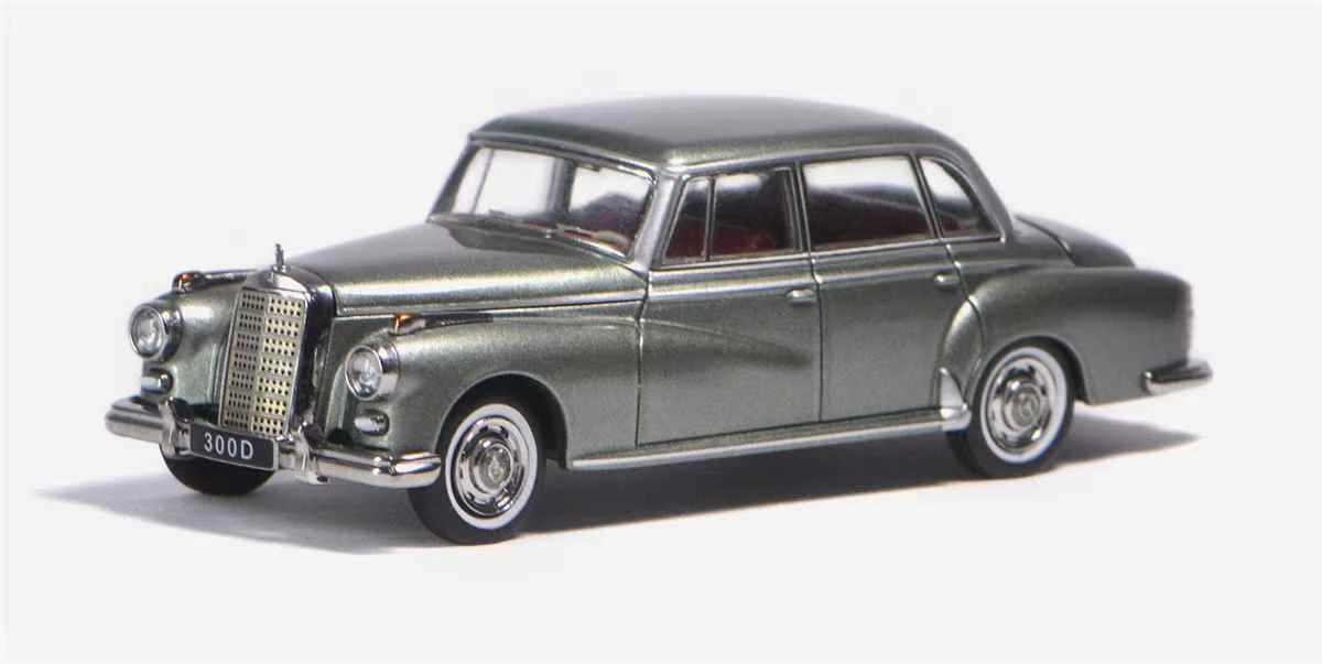 GFCC 1:64 Miniature 1959 Chrysler 300D Set 8 GFCC 1:64 Miniature 1959 Chrysler 300D Set - Image 8