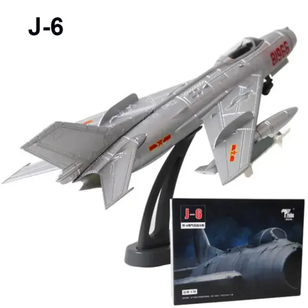 1/72 Scale Diecast Mig 17 Fighter Model - Image 2