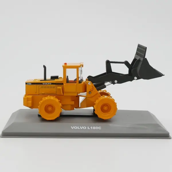 Volvo L180C Diecast Model in Display Case - Image 5