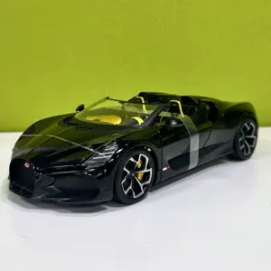 Bburago 1:18 Bugatti W16 Mistral Gold Model 18 S7a9f96bbf7264474a46f22452479851bp