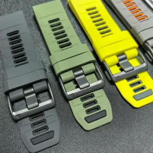 Two-Tone Silicone Strap for Garmin Watches 22 S7bfe53fb01544f8ea1ce141a7e3541d7U 1