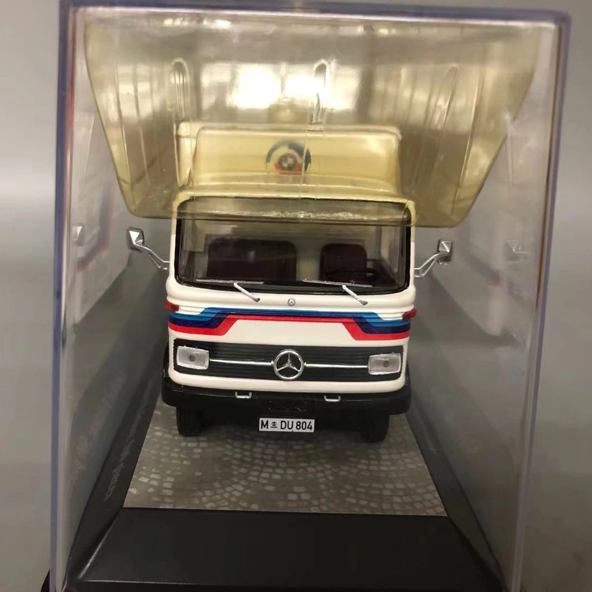 Mercedes-Benz LP608 1/43 Alloy Truck Model 2 Mercedes-Benz LP608 1/43 Alloy Truck Model - Image 2