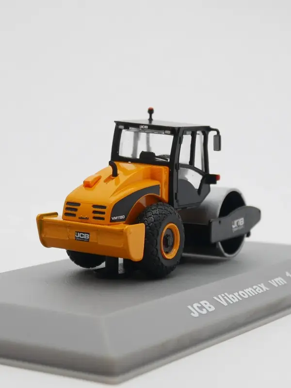 Diecast JCB Vibromax VM 115 Model Display - Image 3