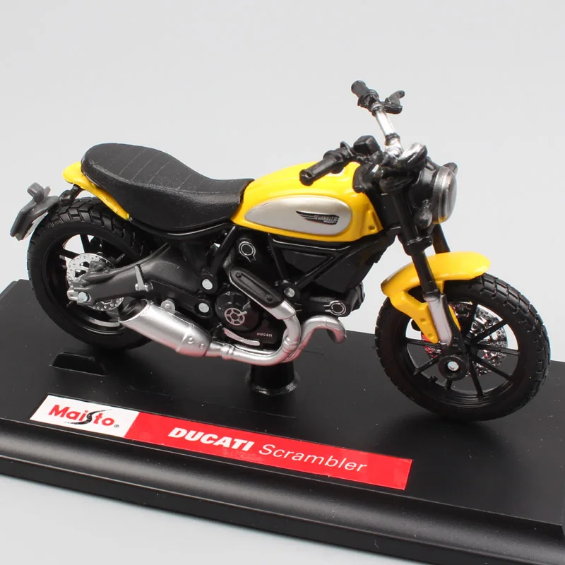 Maisto Ducati Super Naked V4 S 1:18 Diecast Model 7 Maisto Ducati Super Naked V4 S 1:18 Diecast Model - Image 7