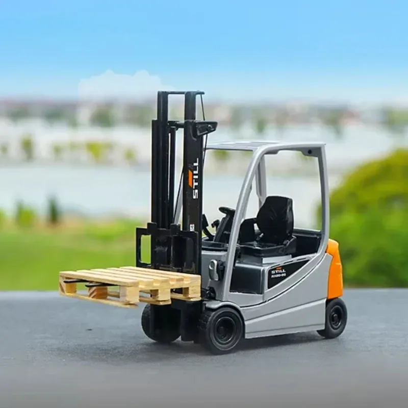 Diecast 1/25 STILL RX20-20 Forklift Model Toy 3 Diecast 1/25 STILL RX20-20 Forklift Model Toy - Image 3