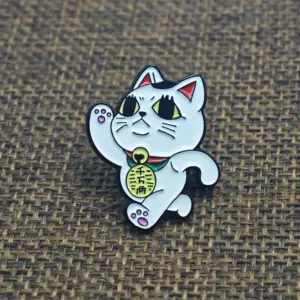 Cute Lucky Turbo Granny Cat Brooch Pin 10 S7ef0a2227d164e7ca05832a17b4de8c2g