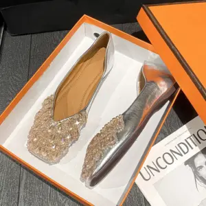 Elegant Pointed Toe Women Flats with Rhinestones 15 S7f61e65fdbf642099aa2258e175b6397F