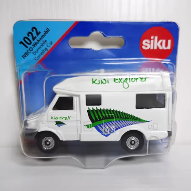 Siku Diecast Alloy Model 1022 Touring RV 8CM 4 Siku Diecast Alloy Model 1022 Touring RV 8CM - Image 4