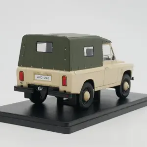 Diecast Ixo ARO 240 1978 Model Car 1:24 8 S804ac0e4db1344b49267ef79462b3c43M