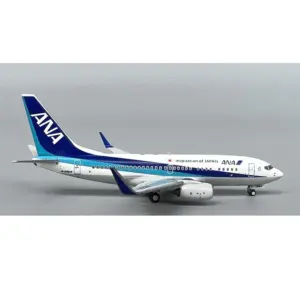 Japanese ANA B737-700 Model in Scale 1:400 7 S80e775f01e024d23a733c07b8d3a15a9q