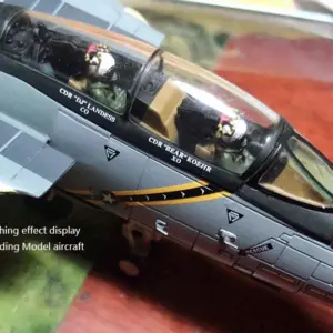 US Pilot Soldier Set 1/72 Scale (5 pcs) 3 S82f19fb148b34335b6482323111e3dc4E