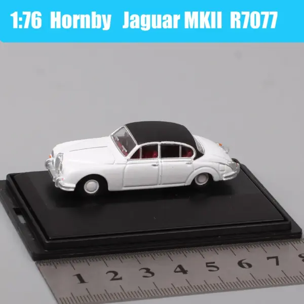 1/76 Scale Diecast Jaguar Albion Horsebox Toy - Image 14